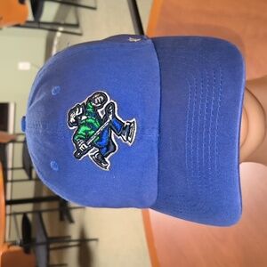 '47 Brand Franchise NHL Vancouver Canucks Embroidered Logo Fitted Hat Cap M